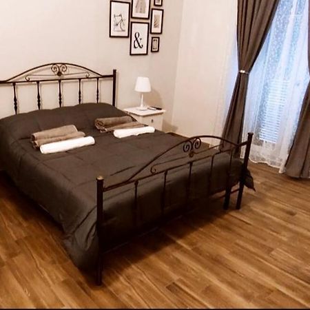 Casa Principe Taranto "Intero Appartamento" Zewnętrze zdjęcie